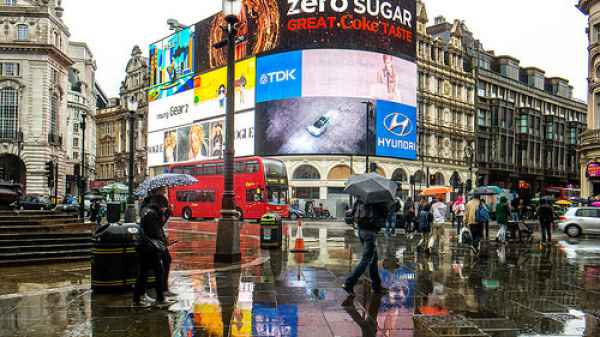 Piccadilly-Circus