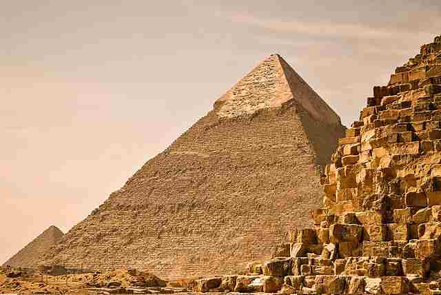 Great-Pyramid-of-Giza-Khufu’s-Pyramid