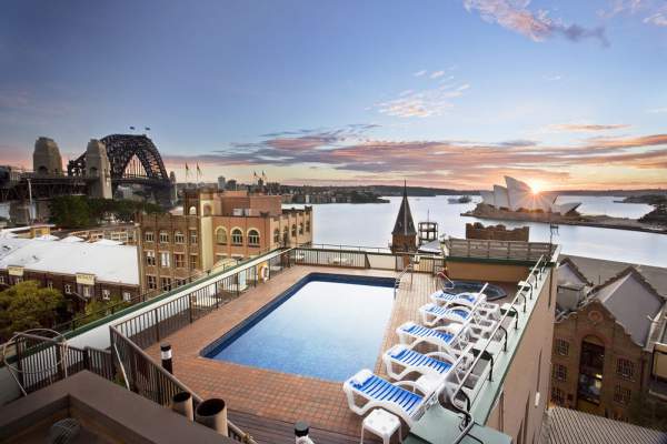 Holiday Inn Old Sydney