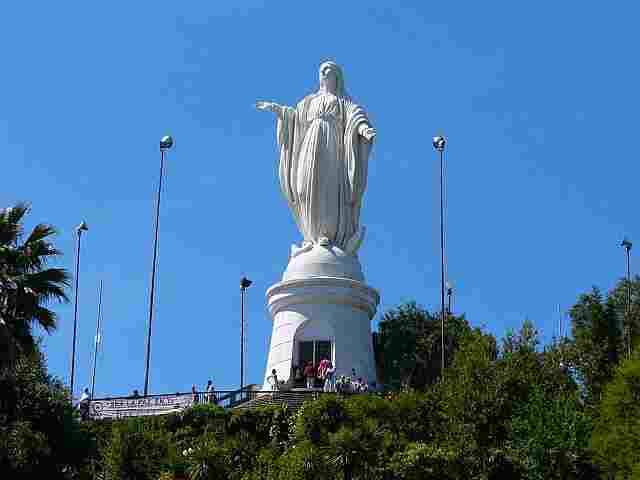 Statue-of-the-Virgin-Mary